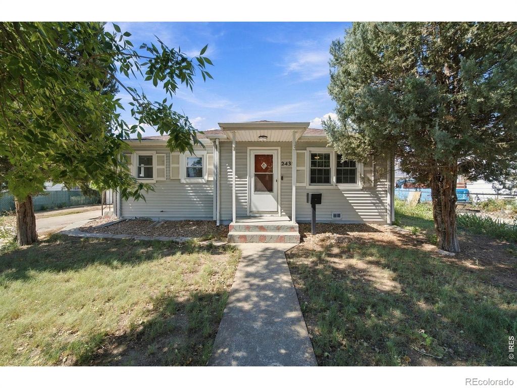 2439 10th Ave Ct, Greeley, CO 80631
