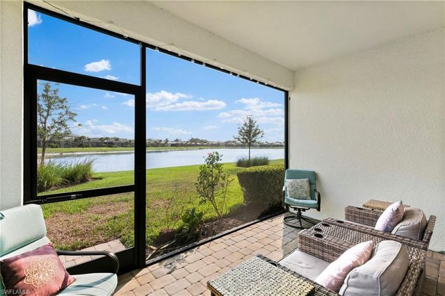 2231 Yellowfin CIR, Naples, FL 34114