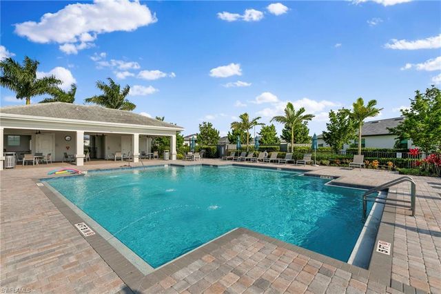 2231 Yellowfin CIR, Naples, FL 34114