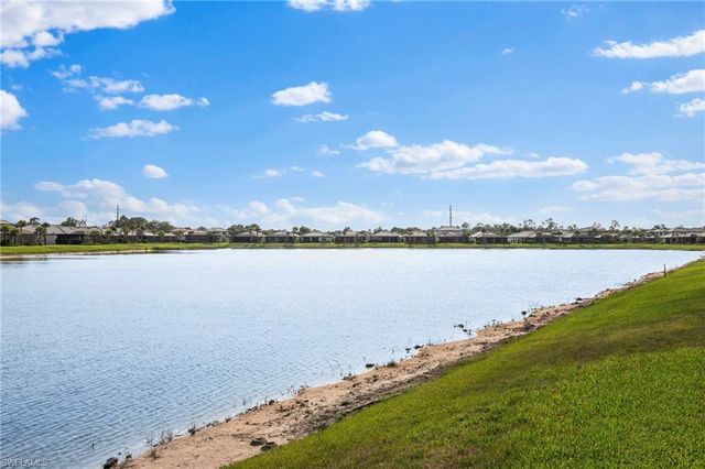 2231 Yellowfin CIR, Naples, FL 34114