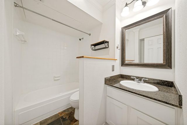 8888 Tallwood DR 3302, Austin, TX 78759