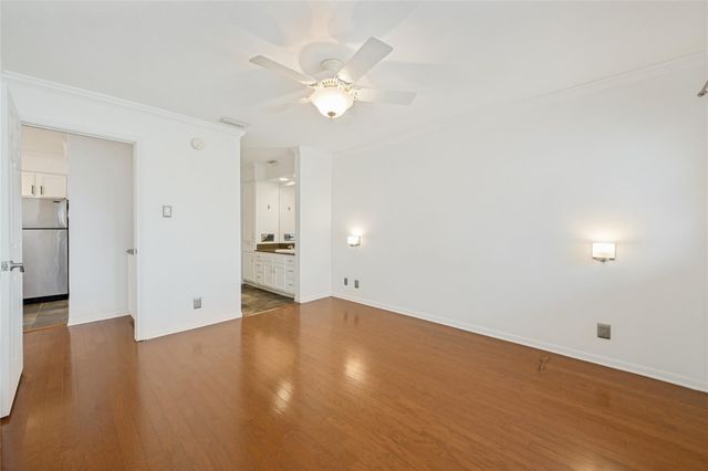 8888 Tallwood DR 3302, Austin, TX 78759