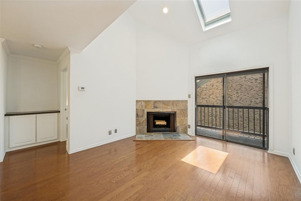 8888 Tallwood DR 3302, Austin, TX 78759