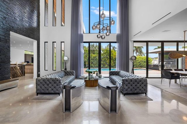 3462 NE 171st Street, North Miami Beach, FL 33160