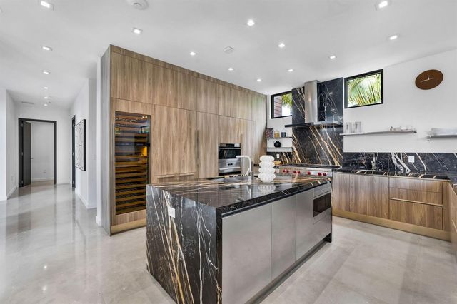 3462 NE 171st Street, North Miami Beach, FL 33160
