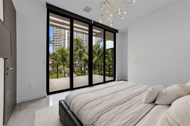 3462 NE 171st Street, North Miami Beach, FL 33160