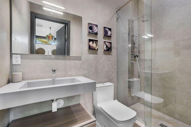 3462 NE 171st Street, North Miami Beach, FL 33160