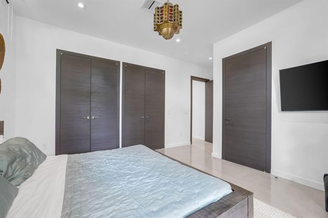 3462 NE 171st Street, North Miami Beach, FL 33160
