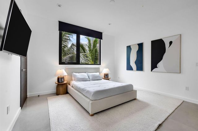 3462 NE 171st Street, North Miami Beach, FL 33160