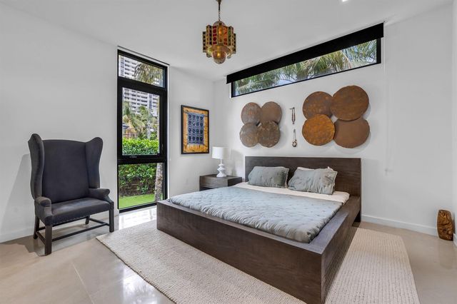 3462 NE 171st Street, North Miami Beach, FL 33160