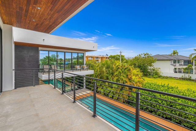 3462 NE 171st Street, North Miami Beach, FL 33160