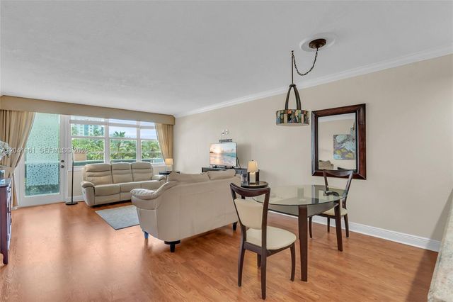 3725 S Ocean Dr 422, Hollywood, FL 33019