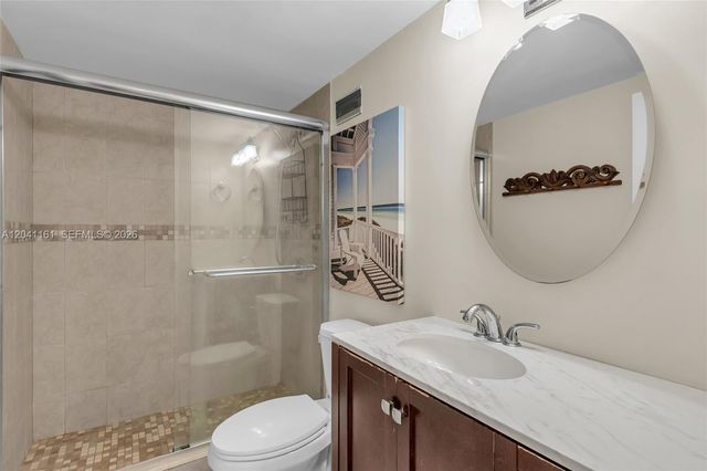 3725 S Ocean Dr 422, Hollywood, FL 33019