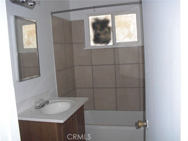 724 W Avenue H10, Lancaster, CA 93534