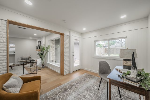 13551 Rawhide Parkway, Farmers Branch, TX 75234