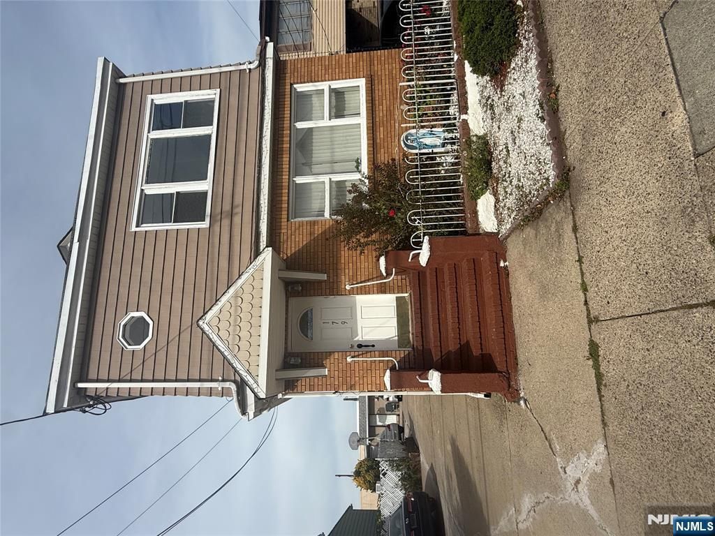 179 Midland Avenue 2, Garfield, NJ 07026
