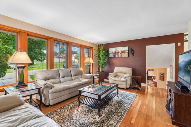 3741 Margate ROAD, Churchill Boro, PA 15221