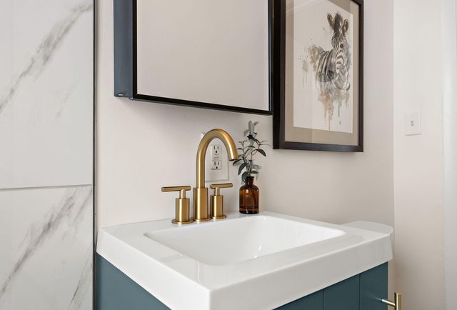 1810 Ross Avenue E, Saint Paul, MN 55119