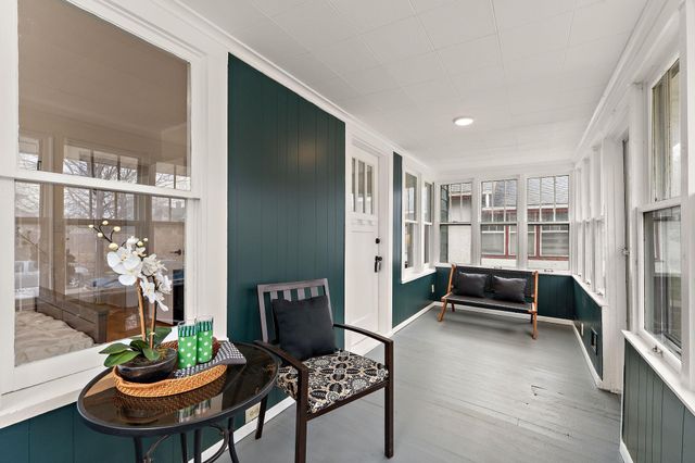 1810 Ross Avenue E, Saint Paul, MN 55119