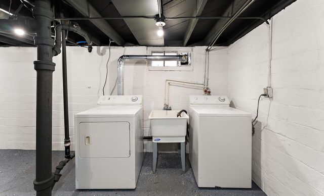 1810 Ross Avenue E, Saint Paul, MN 55119