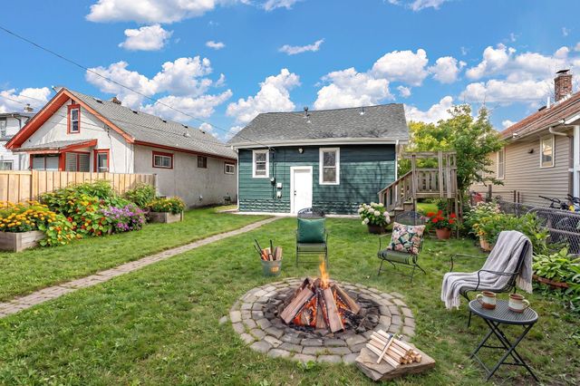 1810 Ross Avenue E, Saint Paul, MN 55119