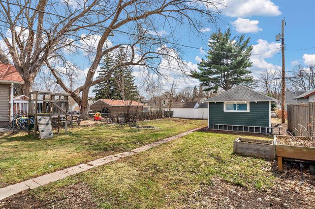 1810 Ross Avenue E, Saint Paul, MN 55119