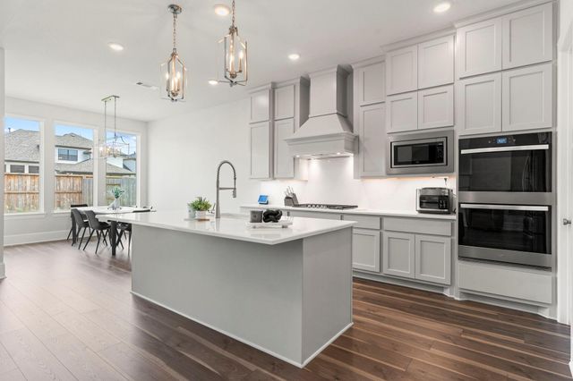 316 Coldwater Creek Court, Conroe, TX 77304