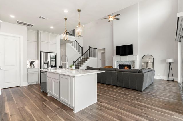 316 Coldwater Creek Court, Conroe, TX 77304