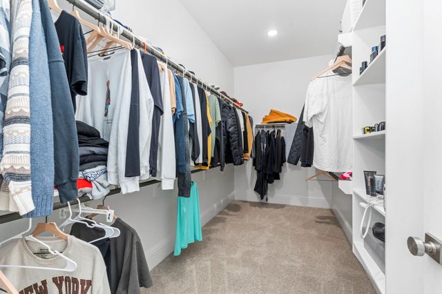 316 Coldwater Creek Court, Conroe, TX 77304