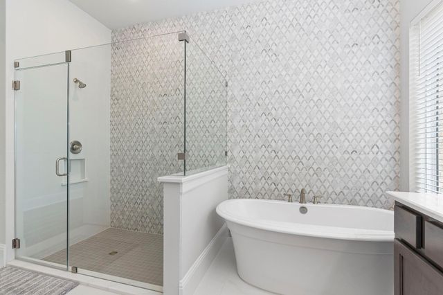 316 Coldwater Creek Court, Conroe, TX 77304