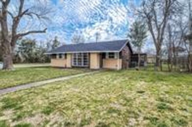 5874 Reed Road, Houston, TX 77033