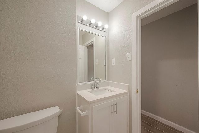 5874 Reed Road, Houston, TX 77033