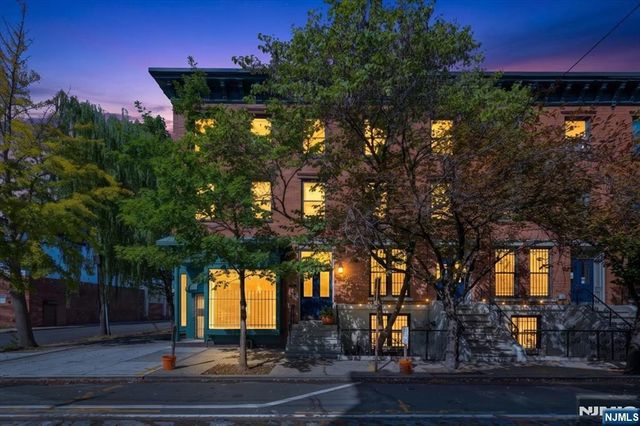 273 Monmouth Street 3, Jersey City, NJ 07302