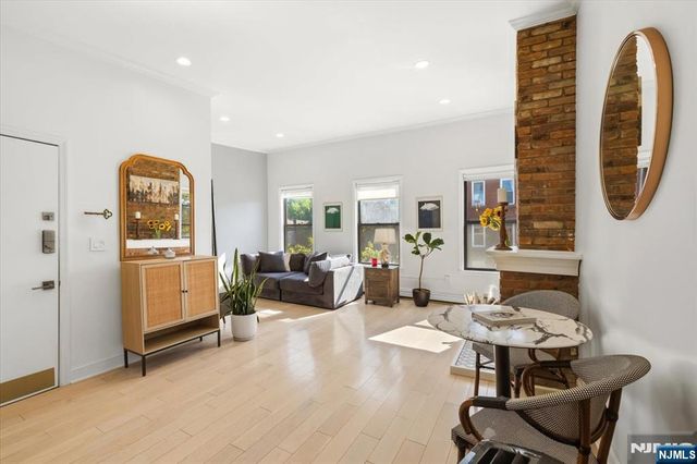 273 Monmouth Street 3, Jersey City, NJ 07302