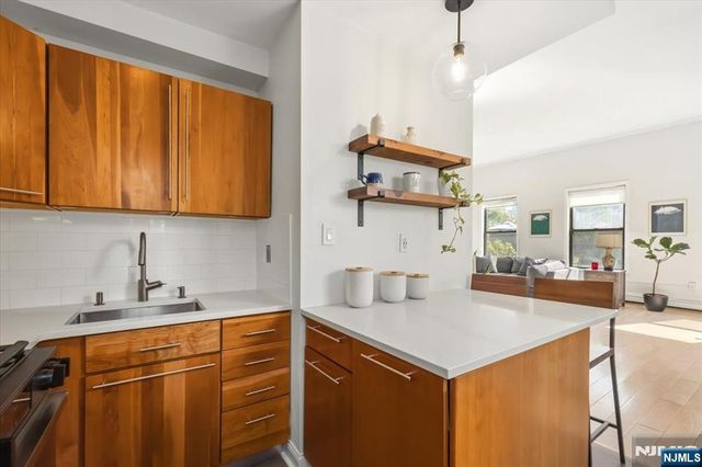 273 Monmouth Street 3, Jersey City, NJ 07302