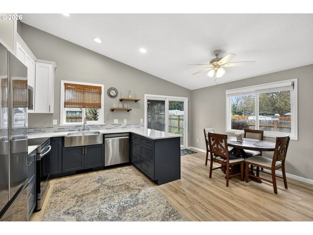 9313 Ne 82ND Cir, Vancouver, WA 98662