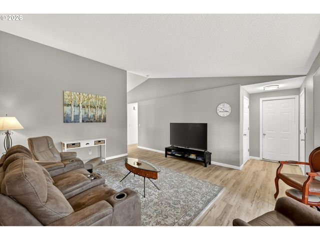 9313 Ne 82ND Cir, Vancouver, WA 98662