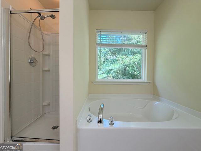 220 Brookhaven Court, Acworth, GA 30102
