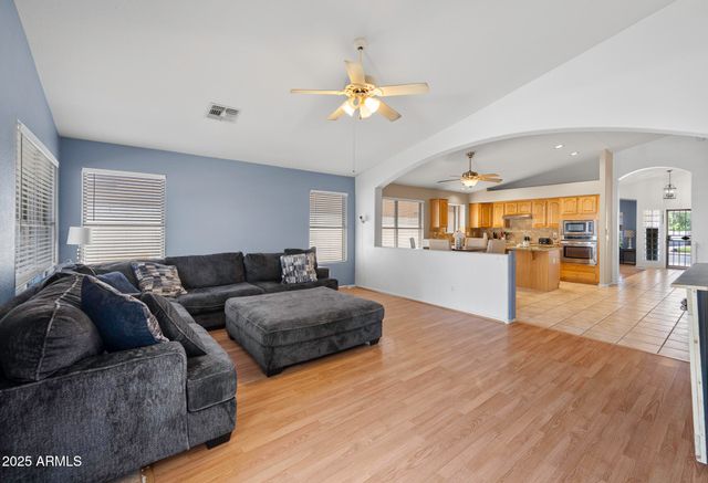 7832 E OSAGE Avenue, Mesa, AZ 85212