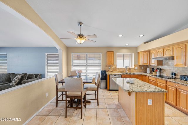 7832 E OSAGE Avenue, Mesa, AZ 85212