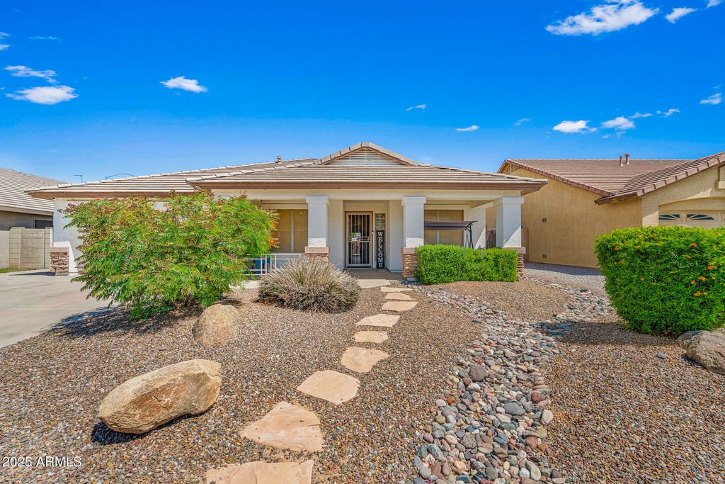 7832 E OSAGE Avenue, Mesa, AZ 85212