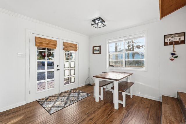 204 Burning Tree Rd., Greers Ferry, AR 72067