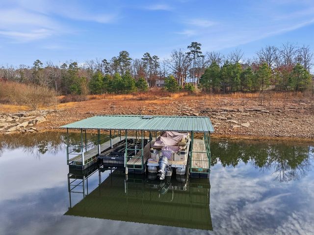 204 Burning Tree Rd., Greers Ferry, AR 72067