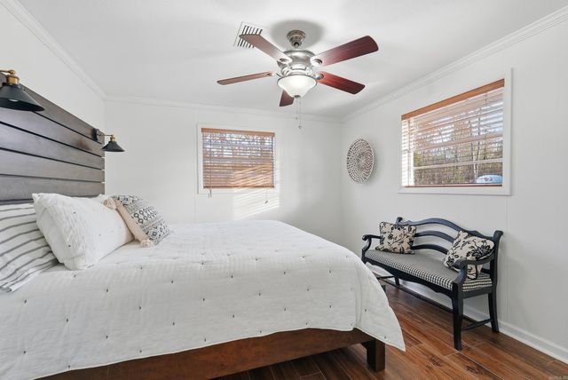 204 Burning Tree Rd., Greers Ferry, AR 72067