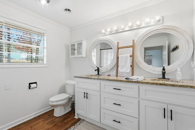 204 Burning Tree Rd., Greers Ferry, AR 72067