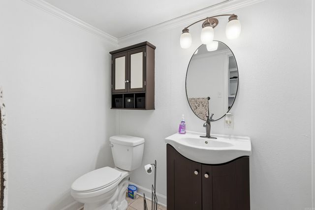 204 Burning Tree Rd., Greers Ferry, AR 72067