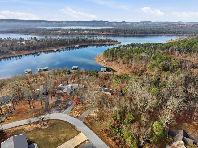 204 Burning Tree Rd., Greers Ferry, AR 72067