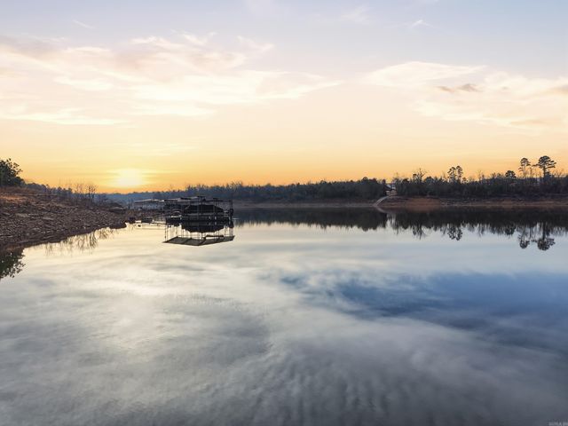 204 Burning Tree Rd., Greers Ferry, AR 72067