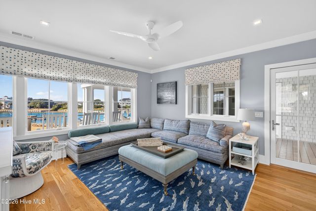 4 Jib Road, Wilmington, NC 28411