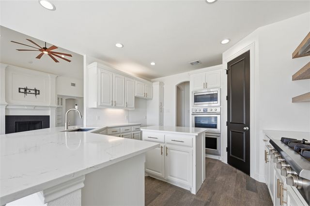 560 Palomino Drive, Lucas, TX 75002